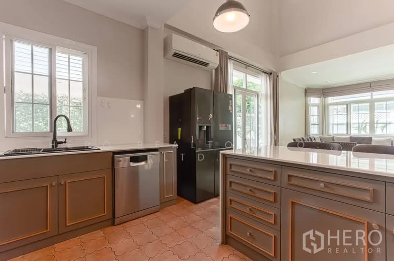 For Rent 4 Bedroom Detached House in Fantasia villa4 Bangna in Bang Na, Bang Na, Bangkok hre00304, Bangkok, Bang Na, Bang Na, Bangkok, 4 Bedrooms, 300 sqm, Single Detached House For Rent, by Hero Realtor Co., Ltd., 500168316 - DDproperty.com