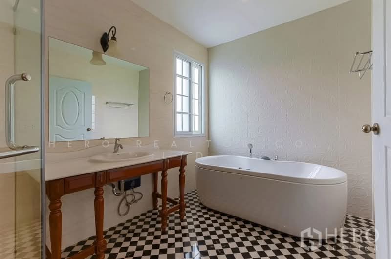 For Rent 4 Bedroom Detached House in Fantasia villa4 Bangna in Bang Na, Bang Na, Bangkok hre00304, Bangkok, Bang Na, Bang Na, Bangkok, 4 Bedrooms, 300 sqm, Single Detached House For Rent, by Hero Realtor Co., Ltd., 500168316 - DDproperty.com