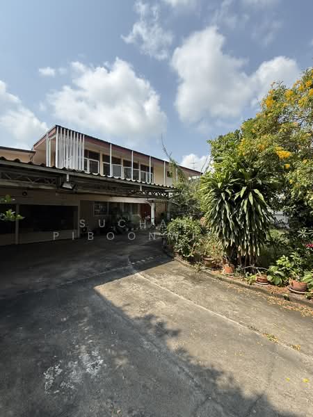 House For Rent Thonglor Open Showroom | Clinic | Restaurant, Bangkok, Thonglor, Khlong Tan Nua, Watthana, Bangkok, 5 Bedrooms, 500 sqm, Single Detached House For Rent, by Suchanya Piboonwiput, 500168332 - DDproperty.com