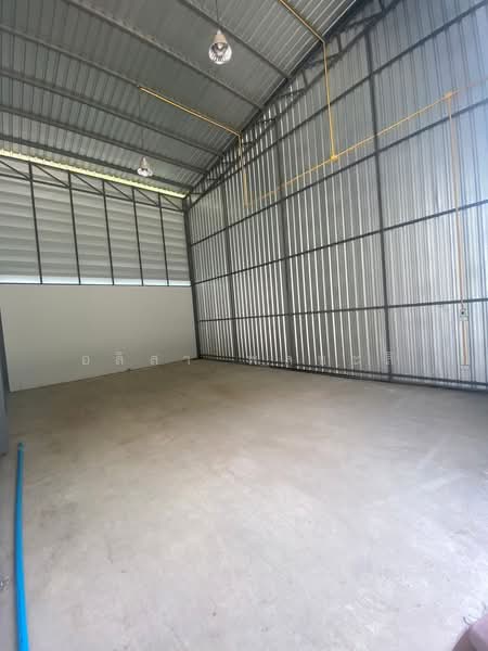 ให้เช่า - โกดังเก็บสินค้าให้เช่า ย่านสายไหม-ออเงิน ใกล้สนามบินดอนเมือง จดทะเบียนได้ มีออฟฟิศในตัว, กรุงเทพ