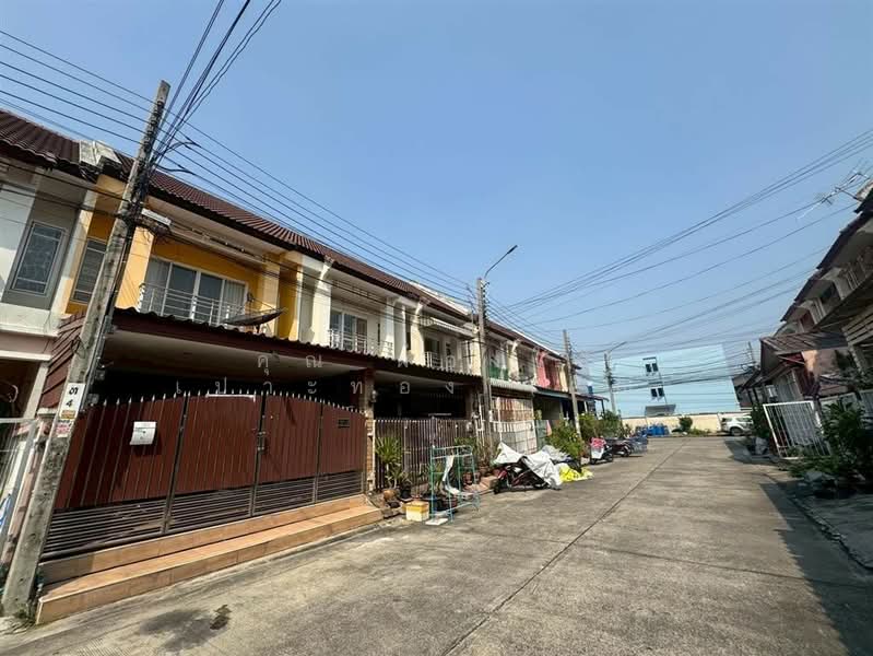 Thanapirom Phetkasem 69, Bangkok, Nong Kham, Nong Khaem, Bangkok, 3 Bedrooms, 100 sqm, Townhouse For Sale, by คุณ ผ่องใส เปาะทอง (อัญ), 500168372 - DDproperty.com