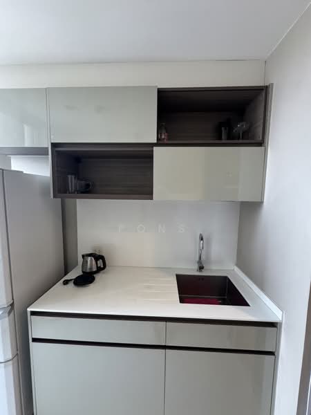 The Room Sathorn, Bangkok, 78 Pan Road, Silom, Bang Rak, Bangkok, 1 Bedroom, 50 sqm, Condo For Rent, by pons, 500168373 - DDproperty.com