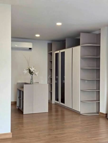 Centro Bangna-Srinakarin, Samut Prakan, Bang Kaeo, Bang Plee, Samut Prakan, 4 Bedrooms, 289 sqm, Single Detached House For Rent, by ณภัทร พรสิริเมธากุล, 500168378 - DDproperty.com