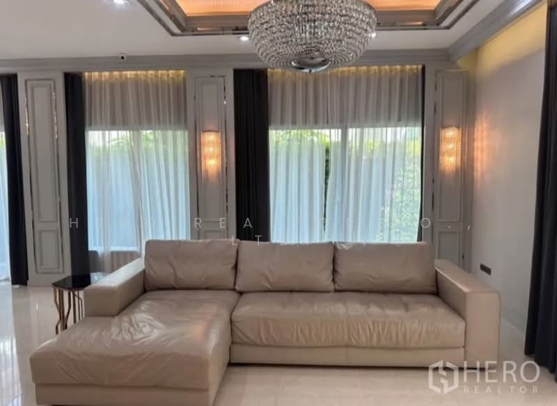 ขาย บ้านเดี่ยวหรู 5 ห้องนอน Two Grande Monaco บางนา–วงแหวน ประเวศ hre00306, กรุงเทพ, ดอกไม้, ประเวศ, กรุงเทพ, 424 ตร.ม., บ้านเดี่ยว ขาย, โดย Hero Realtor Co., Ltd., 500168390 - DDproperty.com