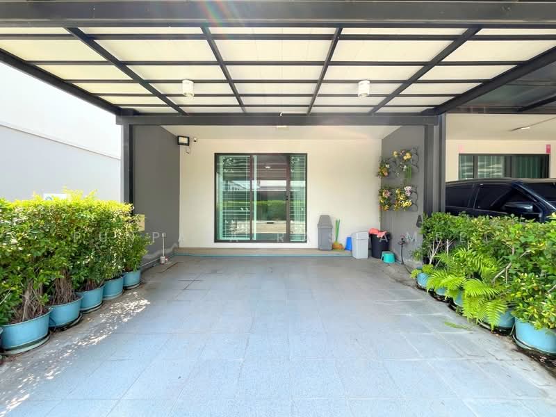 Pleno Ratchapruek-Chaengwattana, Pathum Thani, O Bo Cho Rim Khan Khlong Ko Kriang Road, Bang Khu Wat, Muang Pathum Thani, Pathum Thani, 3 Bedrooms, 80 sqm, Townhouse For Sale, by Punpapa Rassamee, 500168400 - DDproperty.com
