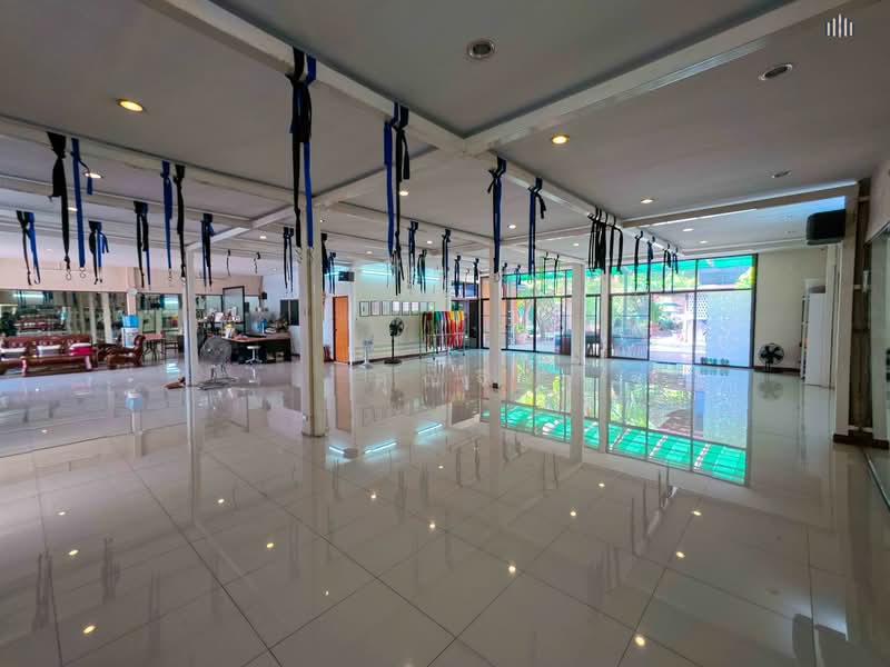 ทำเลค้าขาย! ใจกลางเมืองกาญ ขาย ที่ดินพร้อม บ้านสวน 189 ตารางวา ผังสีชมพู ติดถนน 2 ด้าน!!, กาญจนบุรี, ถนนแสงชูโต (323), บ้านใต้, เมืองกาญจนบุรี, กาญจนบุรี, 756 ตร.ม., ที่ดิน ขาย, โดย คุณจี, 500168401 - DDproperty.com