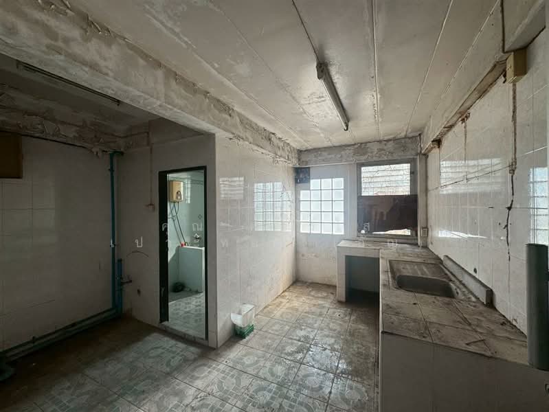 อาคารพาณิชย์ 3.5 ชั้น 16 ตร.ว. ซอยเพชรเกษม81 ถนนเพชรเกษม, กรุงเทพ, หนองค้างพลู, หนองแขม, กรุงเทพ, 100 ตร.ม., ตึกแถว-อาคารพาณิชย์ ขาย, โดย คุณ ผ่องใส เปาะทอง (อัญ), 500168404 - DDproperty.com