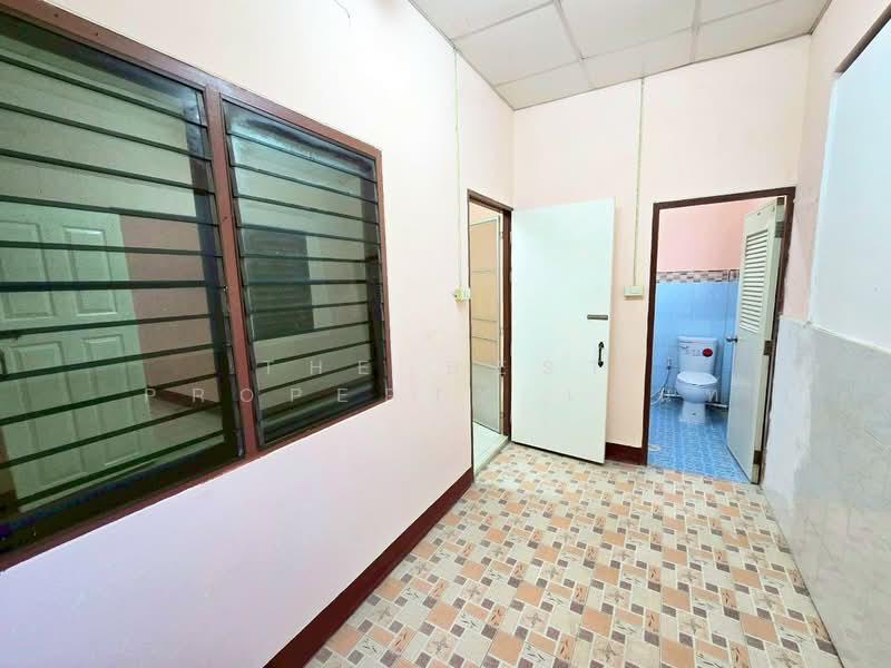 ทาวน์เฮ้าส์หนองดินแดง นครปฐม, Nakhon Pathom, Nong Din Daeng, Muang Nakhon Pathom, Nakhon Pathom, 2 Bedrooms, 100 sqm, Townhouse For Sale, by The Best Property เพ้นท์, 500168450 - DDproperty.com