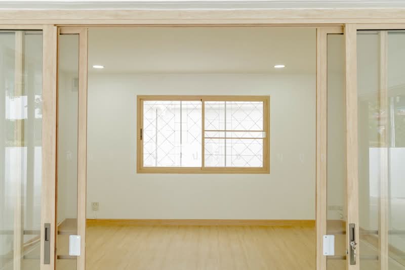 Noble Tara Pattanakarn, Bangkok, 2046 Pattanakarn Road, Suan Luang, Suan Luang, Bangkok, 5 Bedrooms, 460 sqm, Single Detached House For Sale, by สินรัตน์ ปรีชานุกูล, 500168471 - DDproperty.com