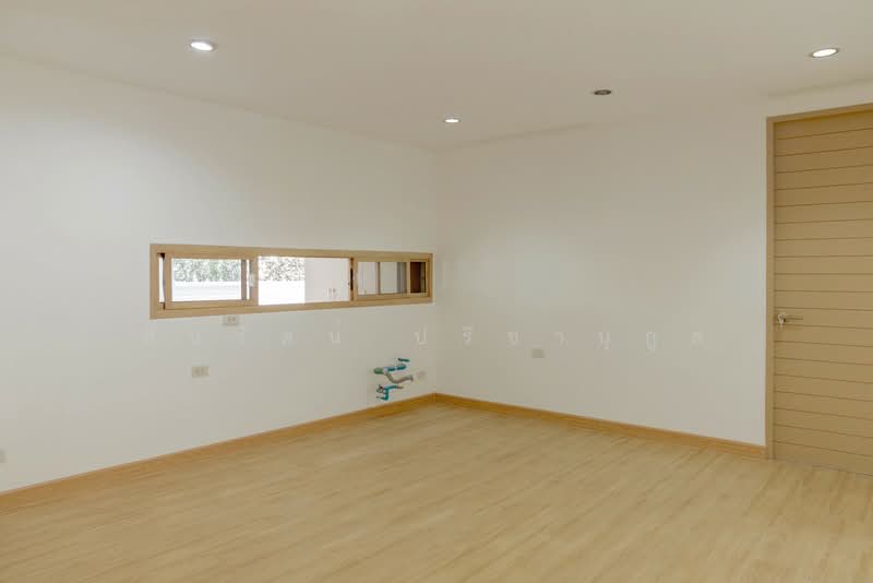 Noble Tara Pattanakarn, Bangkok, 2046 Pattanakarn Road, Suan Luang, Suan Luang, Bangkok, 5 Bedrooms, 460 sqm, Single Detached House For Sale, by สินรัตน์ ปรีชานุกูล, 500168471 - DDproperty.com