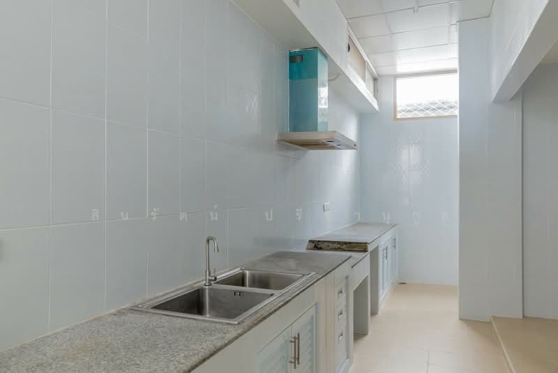 Noble Tara Pattanakarn, Bangkok, 2046 Pattanakarn Road, Suan Luang, Suan Luang, Bangkok, 5 Bedrooms, 460 sqm, Single Detached House For Sale, by สินรัตน์ ปรีชานุกูล, 500168471 - DDproperty.com