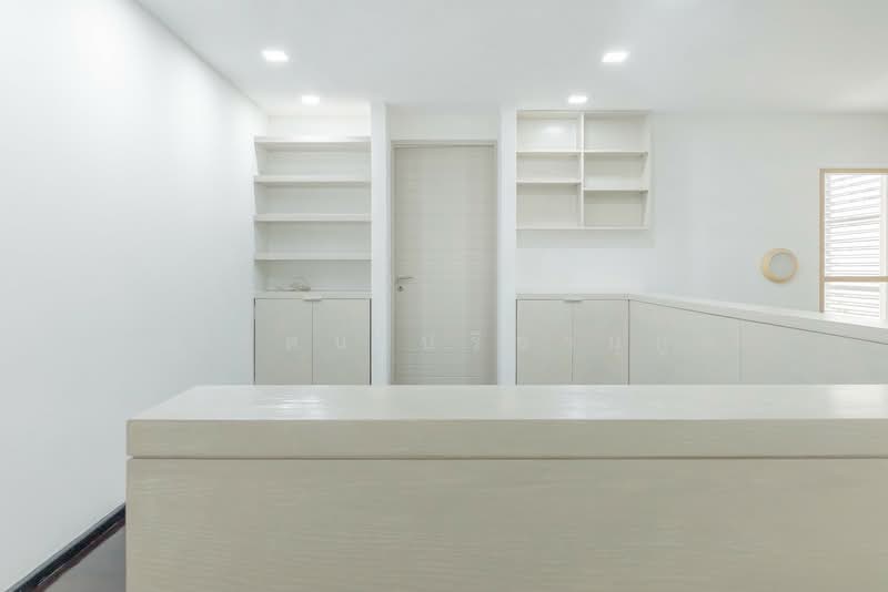 Noble Tara Pattanakarn, Bangkok, 2046 Pattanakarn Road, Suan Luang, Suan Luang, Bangkok, 5 Bedrooms, 460 sqm, Single Detached House For Sale, by สินรัตน์ ปรีชานุกูล, 500168471 - DDproperty.com