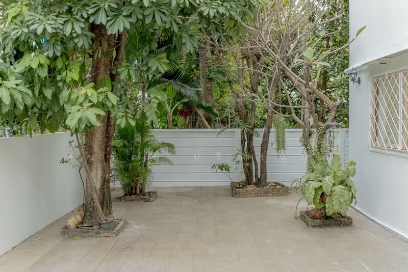 Noble Tara Pattanakarn, Bangkok, 2046 Pattanakarn Road, Suan Luang, Suan Luang, Bangkok, 5 Bedrooms, 460 sqm, Single Detached House For Sale, by สินรัตน์ ปรีชานุกูล, 500168471 - DDproperty.com