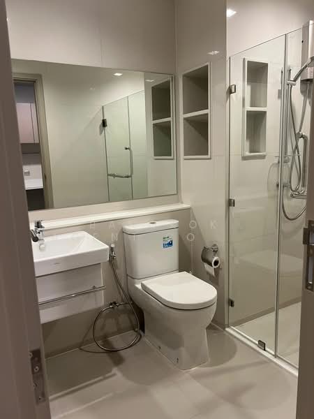 Life Ladprao, Bangkok, 992 Ladprao Road, Jom Phon, Chatuchak, Bangkok, 2 Bedrooms, 36 sqm, Condo For Sale, by Bangkok Agent Co.,Ltd., 500168478 - DDproperty.com