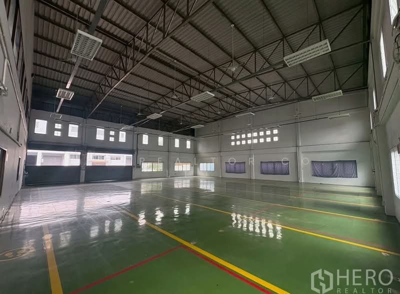 For rent Warehouse 1015 sqm in Phra Khanong Tai Phra Khanong Bangkok BTS Punnawithi HRE00254, Bangkok, Bang Chak, Phra Khanong, Bangkok, , 1,015 sqm, Warehouse/Factory For Rent, by Hero Realtor Co., Ltd., 500168499 - DDproperty.com