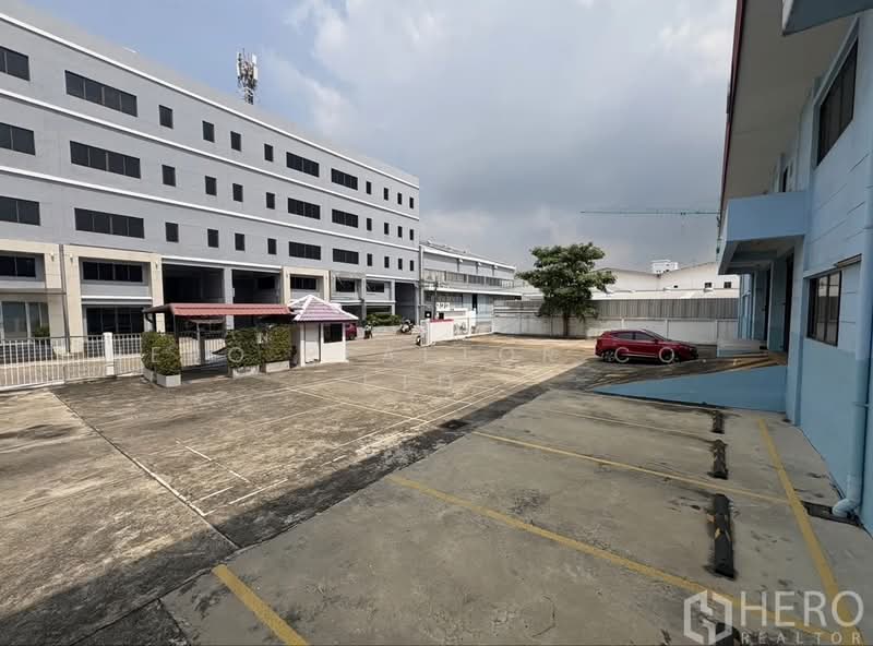 ให้เช่าโกดัง พื้นที่ 1,015 ตร.ม.พระโขนงใกล้ BTS ปุณณวิถี HRE00254, กรุงเทพ, บางจาก, พระโขนง, กรุงเทพ, 1,015 ตร.ม., โกดัง-โรงงาน ให้เช่า, โดย Hero Realtor Co., Ltd., 500168499 - DDproperty.com