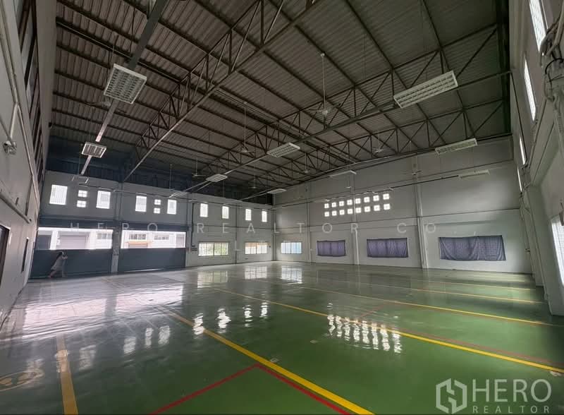 For rent Warehouse 1015 sqm in Phra Khanong Tai Phra Khanong Bangkok BTS Punnawithi HRE00254, Bangkok, Bang Chak, Phra Khanong, Bangkok, , 1,015 sqm, Warehouse/Factory For Rent, by Hero Realtor Co., Ltd., 500168499 - DDproperty.com