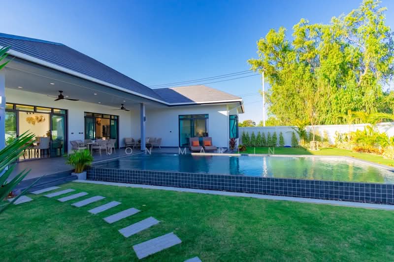 Kiri Valley, Prachuap Khiri Khan, Hua Hin, Hua Hin, Prachuap Khiri Khan, 3 Bedrooms, 272 sqm, Villa For Sale, by Jon Martin, 500168509 - DDproperty.com