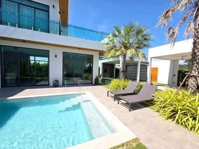 ขาย - ขายบ้านวิลล่าพร้อมสระว่ายน้ำส่วนตัว 4 ห้องนอน ในห้วยใหญ่ พัทยา, ชลบุรี