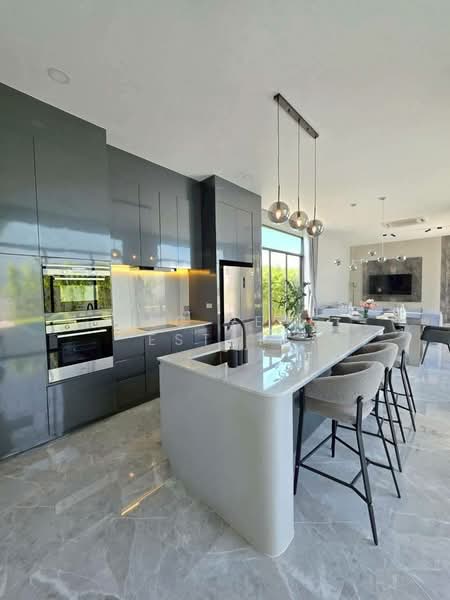 Pool Villa 4 Bedroom for Sale in Huai Yai Pattaya, Chon Buri (Pattaya), Bang Lamung, Bang Lamung (Pattaya), Chon Buri (Pattaya), 4 Bedrooms, 300 sqm, Villa For Sale, by PLC Real Estate, 500168515 - DDproperty.com