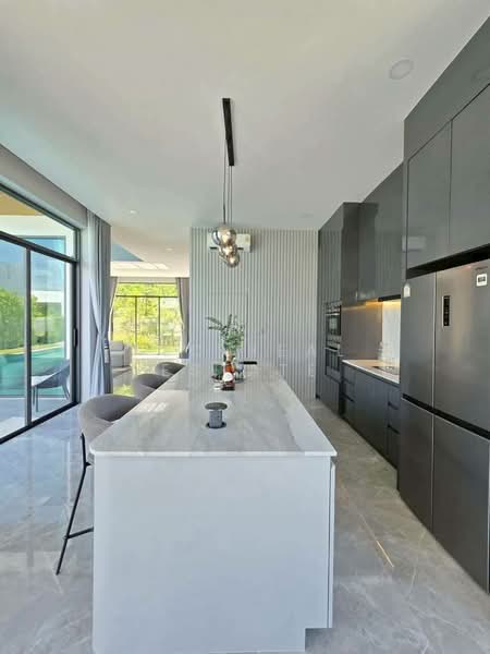 Pool Villa 4 Bedroom for Sale in Huai Yai Pattaya, Chon Buri (Pattaya), Bang Lamung, Bang Lamung (Pattaya), Chon Buri (Pattaya), 4 Bedrooms, 300 sqm, Villa For Sale, by PLC Real Estate, 500168515 - DDproperty.com