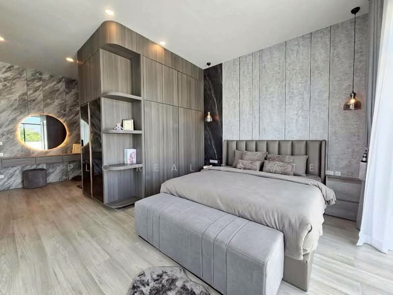 ขายบ้านวิลล่าพร้อมสระว่ายน้ำส่วนตัว 4 ห้องนอน ในห้วยใหญ่ พัทยา, ชลบุรี, บางละมุง, บางละมุง, ชลบุรี, 300 ตร.ม., วิลล่า ขาย, โดย PLC Real Estate, 500168515 - DDproperty.com