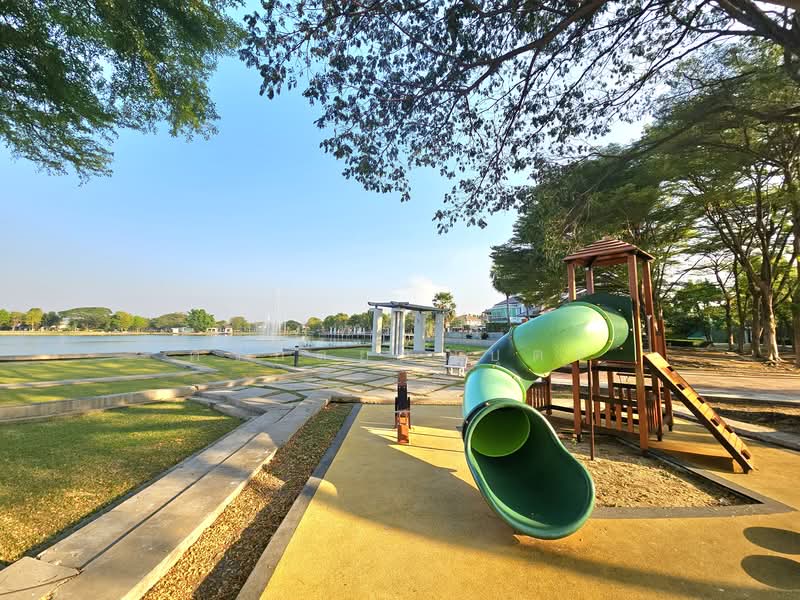 Moobaan Chollada Suvarnabhumi : หมู่บ้านชลลดา สุวรรณภูมิ, สมุทรปราการ, ถนนวัดศรีวารีน้อย, ศีรษะจรเข้น้อย, บางเสาธง, สมุทรปราการ, 200 ตร.ม., บ้านเดี่ยว ขาย, โดย ภัทรพล ศรีกัลยาณบุตร, 500168522 - DDproperty.com