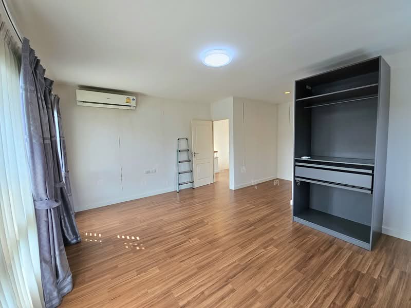 Moobaan Chollada Suvarnabhumi, Samut Prakan, Sri Waree Noi Road, Srisa Chorakhe Noi, Bang Sao Thong, Samut Prakan, 3 Bedrooms, 200 sqm, Single Detached House For Sale, by ภัทรพล ศรีกัลยาณบุตร, 500168522 - DDproperty.com