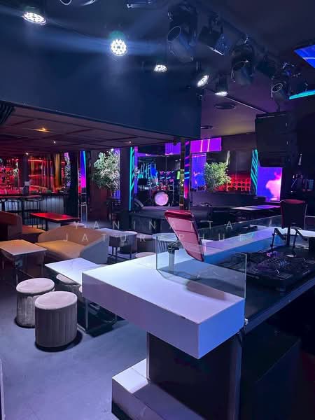 For Sale - Blue Chips Thonglor, Bangkok