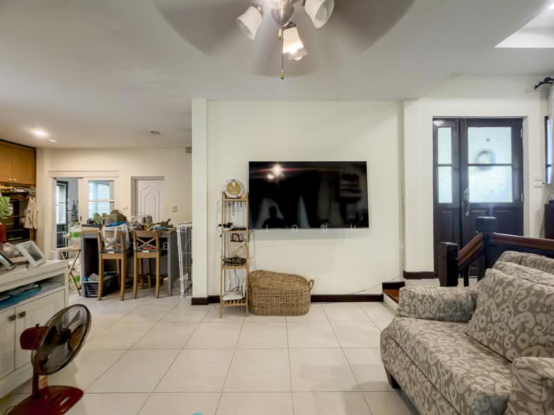 Moobaan Parichard 345, Pathum Thani, 345 Road, Bang Khu Wat, Muang Pathum Thani, Pathum Thani, 4 Bedrooms, 310 sqm, Single Detached House For Sale, by บริษัท เอชแอล แอสเซท จำกัด, 500168531 - DDproperty.com