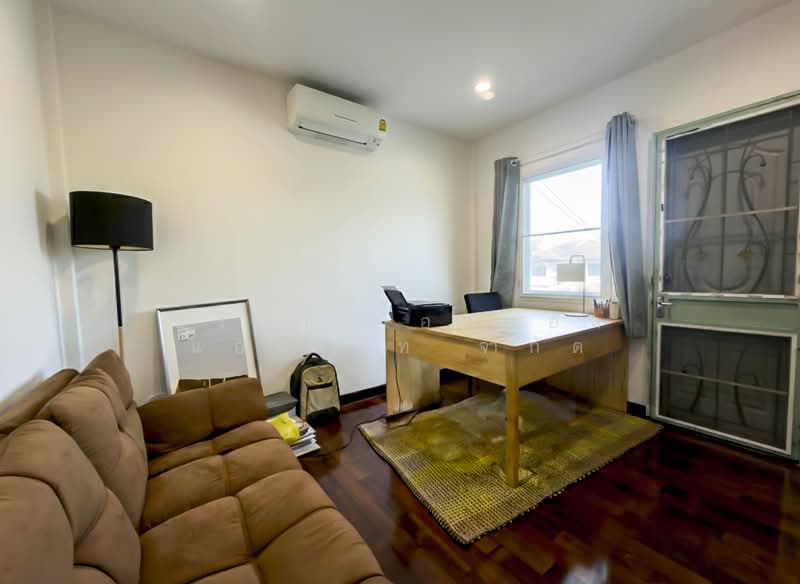 Moobaan Parichard 345, Pathum Thani, 345 Road, Bang Khu Wat, Muang Pathum Thani, Pathum Thani, 4 Bedrooms, 310 sqm, Single Detached House For Sale, by บริษัท เอชแอล แอสเซท จำกัด, 500168531 - DDproperty.com