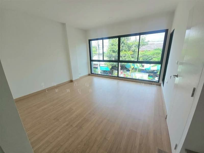 ทาวน์เฮ้าส์ 3 ชั้น 29 ตร.ว. ทาวน์เฮ้าส์ ใกล้วีณาเนอสเซอรี่ ซอยคู้บอน27 ซอย19 ถนนรามอินทรา, กรุงเทพ, ท่าแร้ง, บางเขน, กรุงเทพ, 167 ตร.ม., ทาวน์เฮ้าส์ ขาย, โดย คุณ ภิญญาลักษณ์ เทพบุตร (ยุ้ย), 500168536 - DDproperty.com