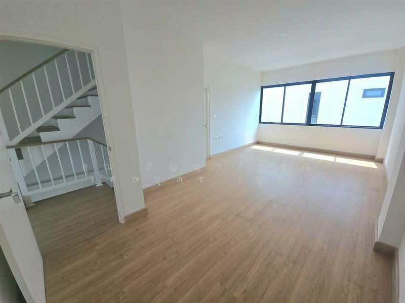 ทาวน์เฮ้าส์ 3 ชั้น 29 ตร.ว. ทาวน์เฮ้าส์ ใกล้วีณาเนอสเซอรี่ ซอยคู้บอน27 ซอย19 ถนนรามอินทรา, กรุงเทพ, ท่าแร้ง, บางเขน, กรุงเทพ, 167 ตร.ม., ทาวน์เฮ้าส์ ขาย, โดย คุณ ภิญญาลักษณ์ เทพบุตร (ยุ้ย), 500168536 - DDproperty.com