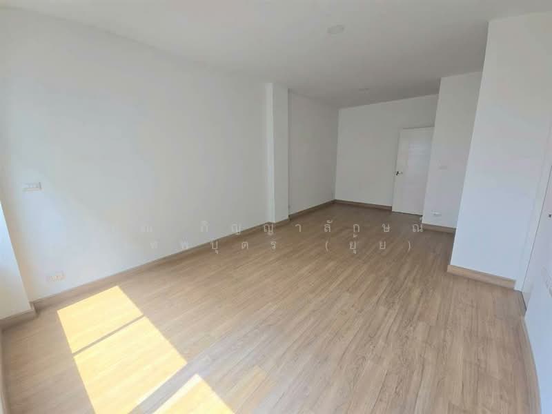 ทาวน์เฮ้าส์ 3 ชั้น 29 ตร.ว. ทาวน์เฮ้าส์ ใกล้วีณาเนอสเซอรี่ ซอยคู้บอน27 ซอย19 ถนนรามอินทรา, กรุงเทพ, ท่าแร้ง, บางเขน, กรุงเทพ, 167 ตร.ม., ทาวน์เฮ้าส์ ขาย, โดย คุณ ภิญญาลักษณ์ เทพบุตร (ยุ้ย), 500168536 - DDproperty.com