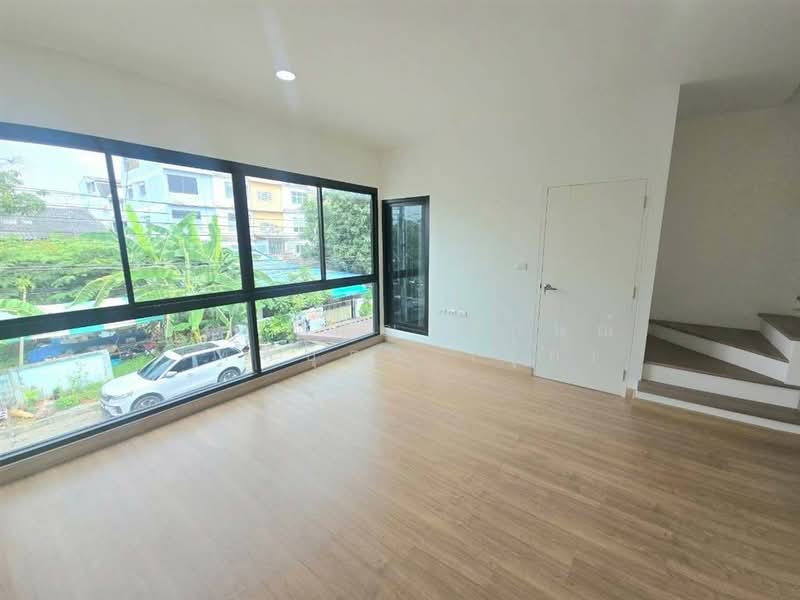 ทาวน์เฮ้าส์ 3 ชั้น 29 ตร.ว. ทาวน์เฮ้าส์ ใกล้วีณาเนอสเซอรี่ ซอยคู้บอน27 ซอย19 ถนนรามอินทรา, Bangkok, Tha Rang, Bang Khen, Bangkok, 3 Bedrooms, 167 sqm, Townhouse For Sale, by คุณ ภิญญาลักษณ์ เทพบุตร (ยุ้ย), 500168536 - DDproperty.com