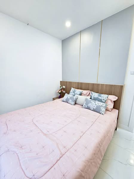 House 3 Bedroom for Sale East Pattaya, Chon Buri (Pattaya), Bang Lamung, Bang Lamung (Pattaya), Chon Buri (Pattaya), 3 Bedrooms, 136 sqm, Single Detached House For Sale, by PLC Real Estate, 500168538 - DDproperty.com