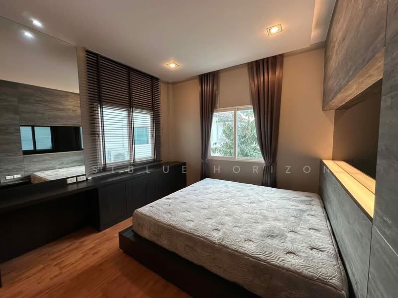 The Grand Pinklao, Bangkok, 594 Borommaratchachonnani Road, Sala Thammasop, Thawi Watthana, Bangkok, 3 Bedrooms, 400 sqm, Single Detached House For Sale, by Eastblue Horizon, 500168542 - DDproperty.com