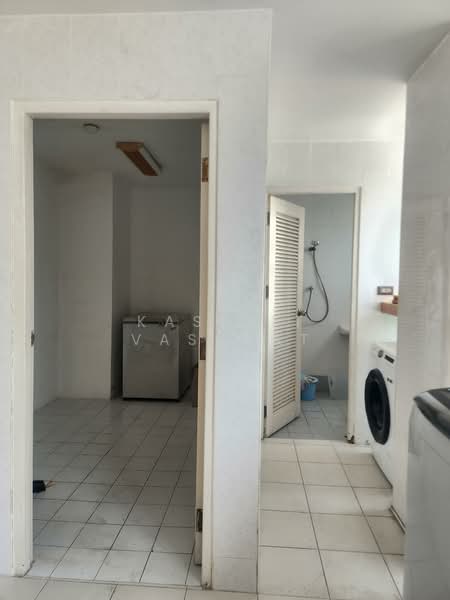 Pearl Garden, Bangkok, Sathorn, Silom, Bang Rak, Bangkok, 3 Bedrooms, 244 sqm, Condo For Sale, by Kasidit Vasuvat, 500168560 - DDproperty.com