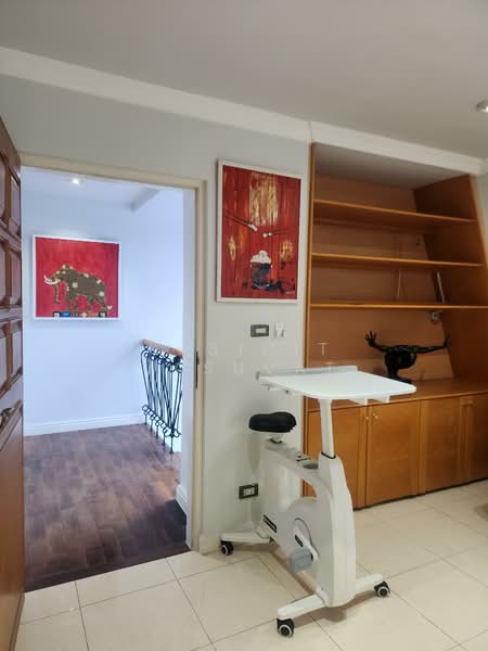 Pearl Garden, Bangkok, Sathorn, Silom, Bang Rak, Bangkok, 3 Bedrooms, 244 sqm, Condo For Sale, by Kasidit Vasuvat, 500168560 - DDproperty.com