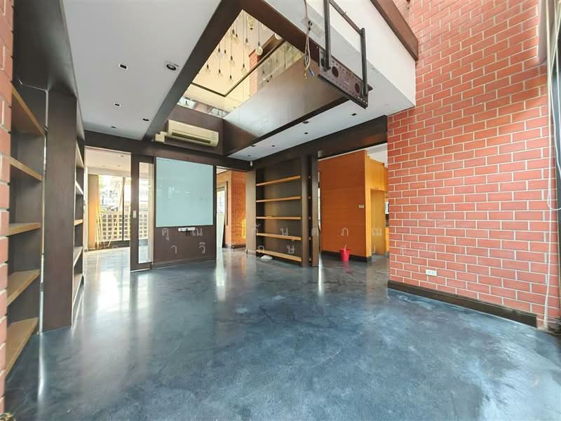 บ้านเดี่ยว 3 ชั้น 78.6 ตร.ว. หมู่บ้านอรุณทอง ซอยวัฒนเสวี ถนนพุทธมณพลสาย2, Bangkok, Bang Phai, Bang Khae, Bangkok, 4 Bedrooms, 500 sqm, Single Detached House For Sale, by คุณ กันตภณ จักกาวิรักษ์ (บอย), 500168562 - DDproperty.com