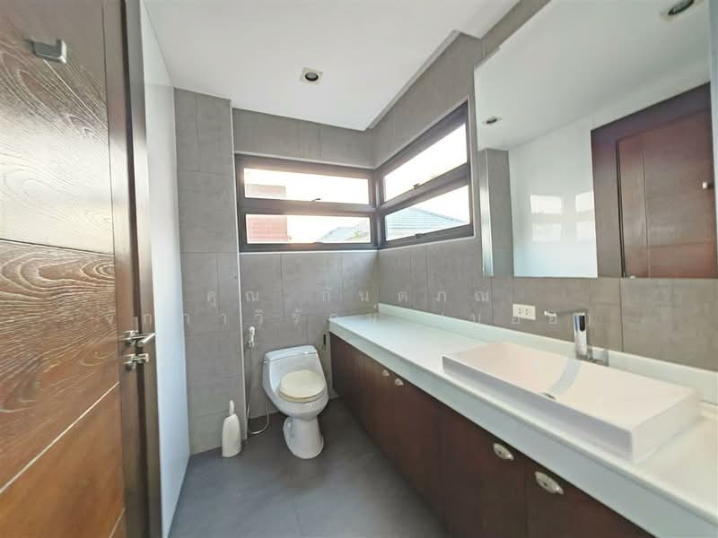 บ้านเดี่ยว 3 ชั้น 78.6 ตร.ว. หมู่บ้านอรุณทอง ซอยวัฒนเสวี ถนนพุทธมณพลสาย2, Bangkok, Bang Phai, Bang Khae, Bangkok, 4 Bedrooms, 500 sqm, Single Detached House For Sale, by คุณ กันตภณ จักกาวิรักษ์ (บอย), 500168562 - DDproperty.com