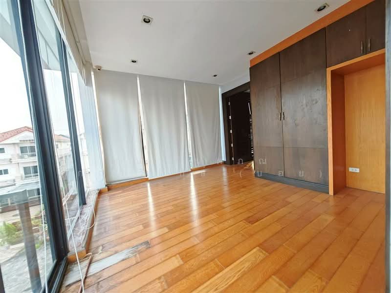 บ้านเดี่ยว 3 ชั้น 78.6 ตร.ว. หมู่บ้านอรุณทอง ซอยวัฒนเสวี ถนนพุทธมณพลสาย2, กรุงเทพ, บางไผ่, บางแค, กรุงเทพ, 500 ตร.ม., บ้านเดี่ยว ขาย, โดย คุณ กันตภณ จักกาวิรักษ์ (บอย), 500168562 - DDproperty.com