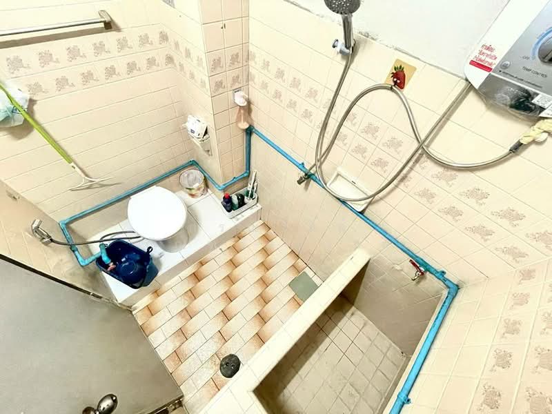 ขาย ทาวน์เฮ้าส์ 2 ชั้น ลาดพร้าว 41 แยก 15, Bangkok, Chan Kasem, Chatuchak, Bangkok, 2 Bedrooms, 80 sqm, Townhouse For Sale, by กรณวัสส์ กัณฑวัสส์วงส์, 500168565 - DDproperty.com