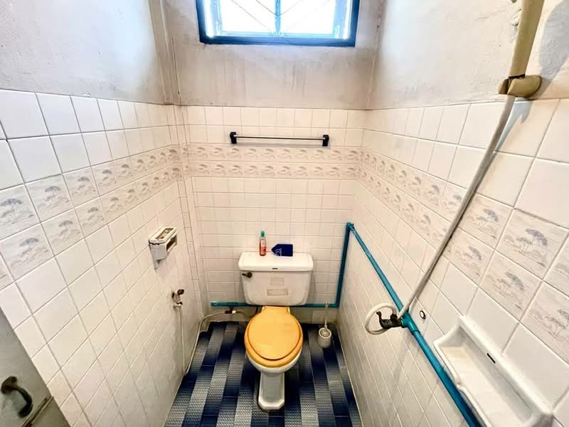 ขาย ทาวน์เฮ้าส์ 2 ชั้น ลาดพร้าว 41 แยก 15, Bangkok, Chan Kasem, Chatuchak, Bangkok, 2 Bedrooms, 80 sqm, Townhouse For Sale, by กรณวัสส์ กัณฑวัสส์วงส์, 500168565 - DDproperty.com