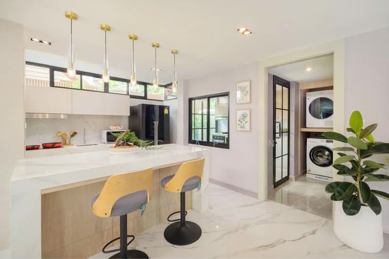 Pool Villa ให้เช่า ใกล้มีโชคพลาซ่า เพียง 5 นาที ค่าเช่า 120,000 บาท / เดือน รหัสทรัพย์ : No.5P004, Chiang Mai, San Phi Sua, Muang Chiang Mai, Chiang Mai, 4 Bedrooms, 452 sqm, Single Detached House For Rent, by Rutchaporn Tunsiri, 500168566 - DDproperty.com