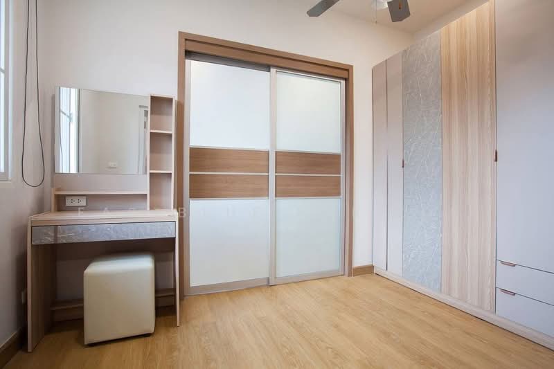 Casa Ville Watcharapon-Sukhapibarn 5, Bangkok, Sukhaphiban 5 Road, O-Ngoen, Sai Mai, Bangkok, 4 Bedrooms, 250 sqm, Single Detached House For Rent, by Eastblue Horizon, 500168574 - DDproperty.com