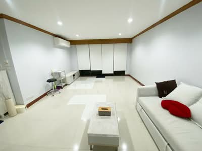 ขาย - Ratchada Pavilion Condominium : รัชดา พาวิลเลี่ยน คอนโดมิเนียม, กรุงเทพ