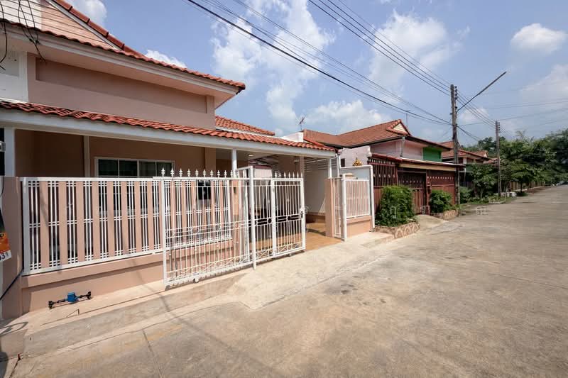 บ้านราชพฤกษ์ 1 ถนนเลียบคลองสาม ต.คลองสาม อ.คลองหลวง จ.ปทุมธานี, ปทุมธานี, คลองสาม, คลองหลวง, ปทุมธานี, 96 ตร.ม., ทาวน์เฮ้าส์ ขาย, โดย ภัทรนัน อิศรางกูร ณ อยุธยา, 500168585 - DDproperty.com