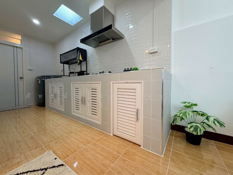 บ้านราชพฤกษ์ 1 ถนนเลียบคลองสาม ต.คลองสาม อ.คลองหลวง จ.ปทุมธานี, ปทุมธานี, คลองสาม, คลองหลวง, ปทุมธานี, 96 ตร.ม., ทาวน์เฮ้าส์ ขาย, โดย ภัทรนัน อิศรางกูร ณ อยุธยา, 500168585 - DDproperty.com