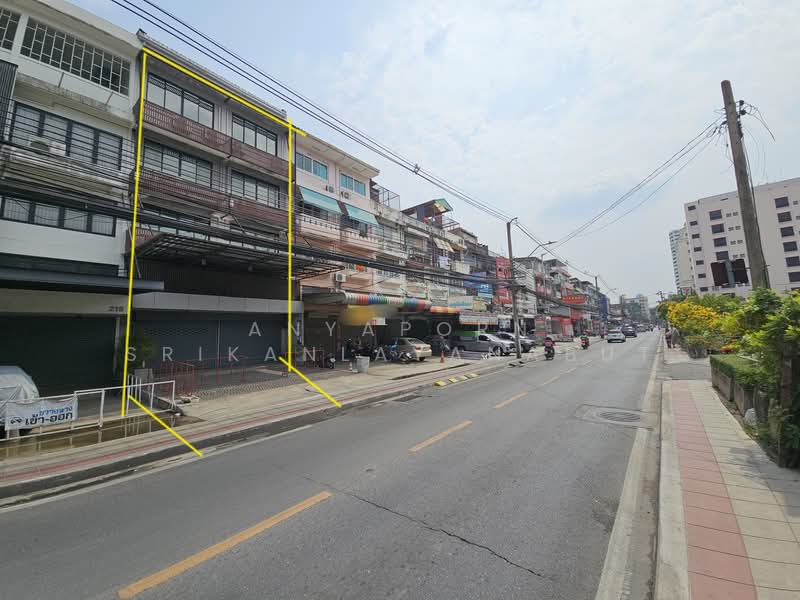 12, Bangkok, Huai Khwang, Huai Khwang, Bangkok, , 600 sqm, Shophouse For Rent, by Anyaporn Srikanlayanabut, 500168587 - DDproperty.com